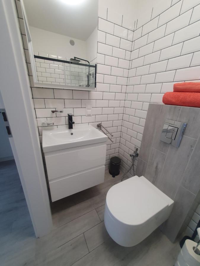 Apartamenty U Portera W Centrum Gdynia Exteriör bild